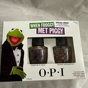 NEW OPI Disney Muppets Most Wanted When Froggy Met Piggy Nail Polish Set